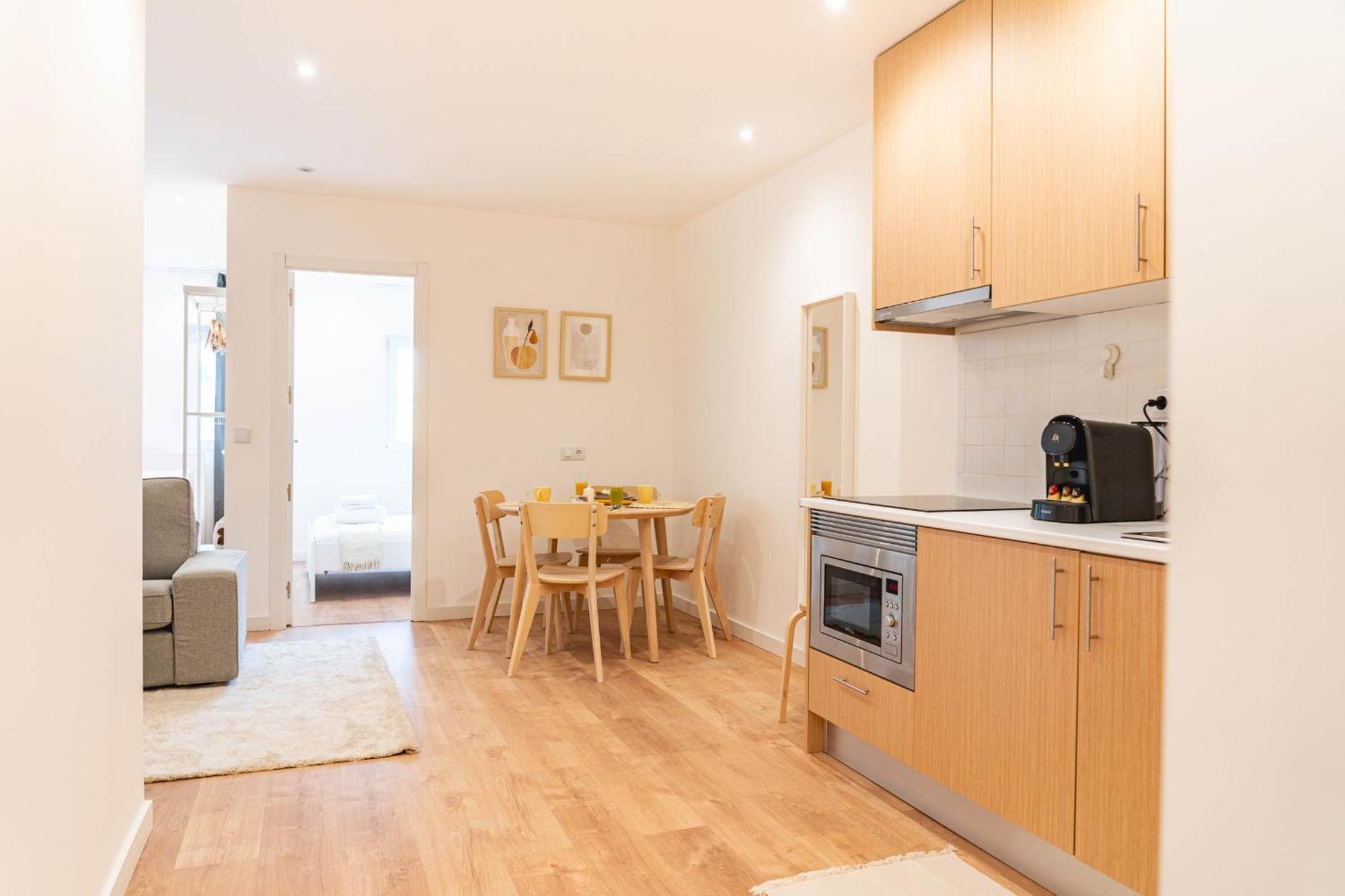 Blue Charm - Campolide Apartment